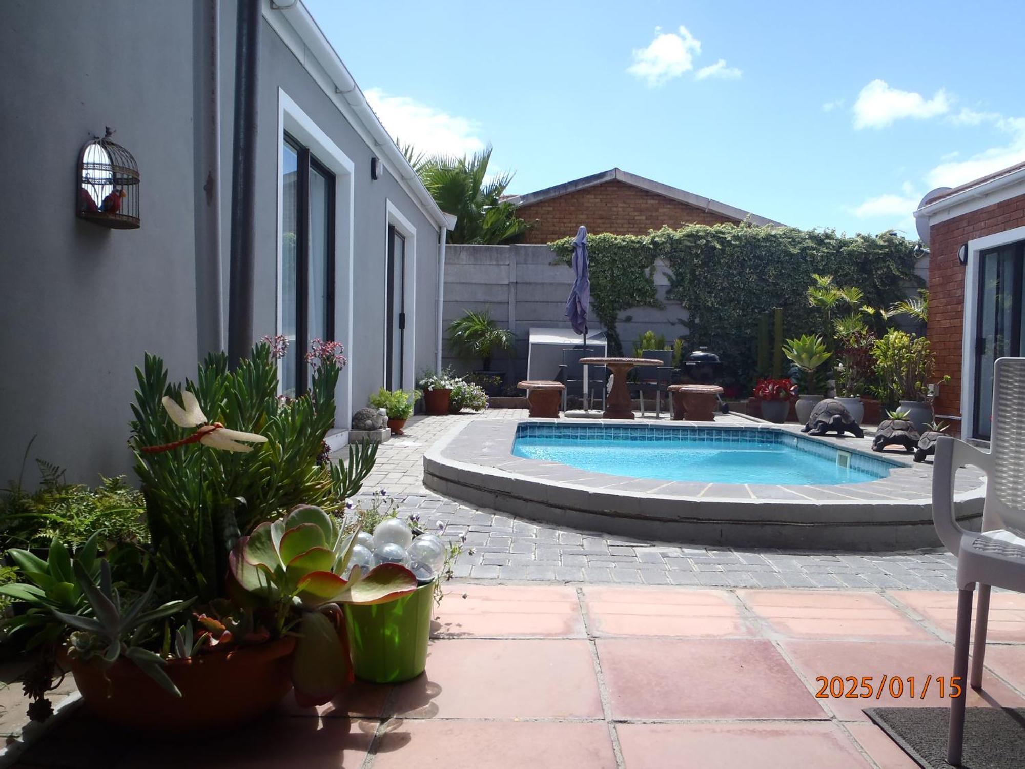 Mi Cape Town